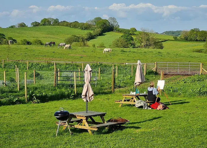Knapp Farm Glamping Lodge 2